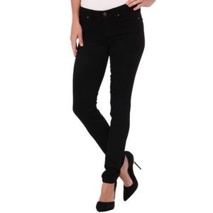 PAIGE Verdugo Ultra Skinny Jeans